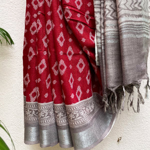 Make a statement with this Luxurious Multicolor Linen Saree